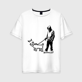 Женская футболка хлопок Oversize с принтом Парень с собакой (Banksy) в Санкт-Петербурге, 100% хлопок | свободный крой, круглый ворот, спущенный рукав, длина до линии бедер
 | dog | бэнкси | граффити | собака