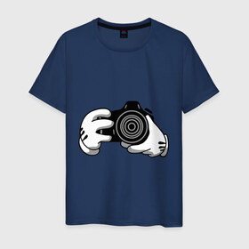 Мужская футболка хлопок с принтом Фотограф в Санкт-Петербурге, 100% хлопок | прямой крой, круглый вырез горловины, длина до линии бедер, слегка спущенное плечо. | swag фотографов | корпораций | профессии | руки | фото | фотограф