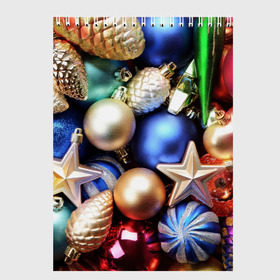 Скетчбук с принтом Игрушки на ёлку в Санкт-Петербурге, 100% бумага
 | 48 листов, плотность листов — 100 г/м2, плотность картонной обложки — 250 г/м2. Листы скреплены сверху удобной пружинной спиралью | новогодний | рождество | шарики