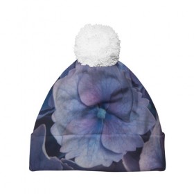 Шапка 3D c помпоном с принтом Синие цветочки в Санкт-Петербурге, 100% полиэстер | универсальный размер, печать по всей поверхности изделия | синий | сиреневый | цветок | цветы