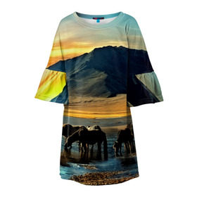Детское платье 3D с принтом Лошади в Санкт-Петербурге, 100% полиэстер | прямой силуэт, чуть расширенный к низу. Круглая горловина, на рукавах — воланы | 3d | берег | вода | горы | животное | закат | лошади | небо | прикольные | природа | река | солнце | яркие