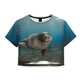Женская футболка 3D укороченная с принтом Тюлень под водой в Санкт-Петербурге, 100% полиэстер | круглая горловина, длина футболки до линии талии, рукава с отворотами | Тематика изображения на принте: вода | дайвинг | жирный | косяк | красивые | милые | море | морская | морской котик | океан | плывет | подводный мир | прикольные | речная | рыба | рыбалка | стая | тюлень | усатый кот | фауна | чешуя