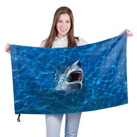Флаг 3D с принтом Пасть акулы в Санкт-Петербурге, 100% полиэстер | плотность ткани — 95 г/м2, размер — 67 х 109 см. Принт наносится с одной стороны | акула | атака | белая | брызги | вода | волны | зубы | капли | море | океан | опасность | синяя | челюсти | эффект