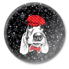 Значок с принтом Бассет-хаунд в Санкт-Петербурге,  металл | круглая форма, металлическая застежка в виде булавки | bow | breed | cap | christmas | dog | holiday | new year | red | wint | бант | бассет хаунд | белый | взгляд | горошек | зима | красный | новый год | порода | праздник | рождество | снег | снежинки | собака | фуражка