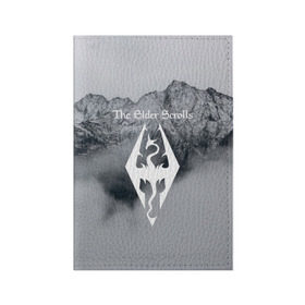 Обложка для паспорта матовая кожа с принтом TES V SKYRIM в Санкт-Петербурге, натуральная матовая кожа | размер 19,3 х 13,7 см; прозрачные пластиковые крепления | dragon | mountain | skyrim | tes | tes 5 | the elder scrolls | горы | дракон | логотип | эмблема