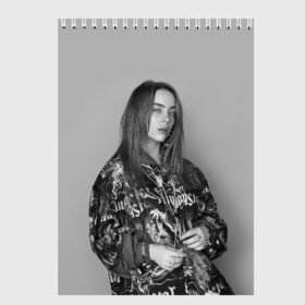 Скетчбук с принтом BILLIE EILISH в Санкт-Петербурге, 100% бумага
 | 48 листов, плотность листов — 100 г/м2, плотность картонной обложки — 250 г/м2. Листы скреплены сверху удобной пружинной спиралью | bilie | billi | billie | eilish | eillish | elish | ellish | айлиш | алиш | били | билли | эйлиш | элиш