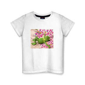 Детская футболка хлопок с принтом Кермит и сердечки в Санкт-Петербурге, 100% хлопок | круглый вырез горловины, полуприлегающий силуэт, длина до линии бедер | интернет мем | кермит | любовь | мем | персонаж | прикол | сердечки | сердца | улица сезам