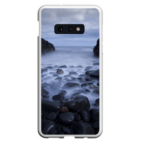 Чехол для Samsung S10E с принтом Горные породы в Санкт-Петербурге, Силикон | Область печати: задняя сторона чехла, без боковых панелей | rocks | горные породы | камень | камни | камушки | море | моря | небеса | небо | облака | облако | океан | скала | скалы | туман | туманный | туманы | туча | тучи