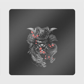 Магнит виниловый Квадрат с принтом Самурай и дракон в Санкт-Петербурге, полимерный материал с магнитным слоем | размер 9*9 см, закругленные углы | Тематика изображения на принте: cherry | flower petals | helmet | japan | katana | ronin | sakura | samurai | вишня | катана | лепестки цветка | ронин | сакура | самурай | шлем | япония