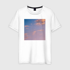 Мужская футболка хлопок с принтом Луна на вечернем небе в Санкт-Петербурге, 100% хлопок | прямой крой, круглый вырез горловины, длина до линии бедер, слегка спущенное плечо. | Тематика изображения на принте: вечер | луна | месяц | небо | облака