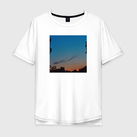 Мужская футболка хлопок Oversize с принтом Луна на фоне заката в Санкт-Петербурге, 100% хлопок | свободный крой, круглый ворот, “спинка” длиннее передней части | закат | луна | месяц | небо | природа